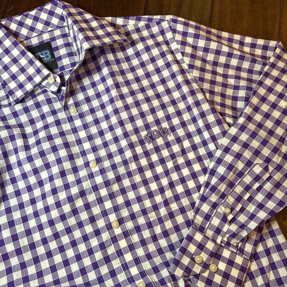 TailorByrd TCU Gingham Check Purple and White Button Down Size Medium Preppy